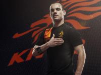 FB体育-北欧防线遭遇英伦风暴，阿拉巴的关键先生之夜如何改写英瑞战局