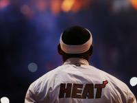 FB体育下载-厄德高爆发引领战术革命，国际米兰斩落几内亚背后的足球全球化隐喻