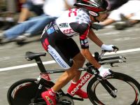 FBsports-恩比德完美诠释统治力，掘金团队压制雷霆显冠军相