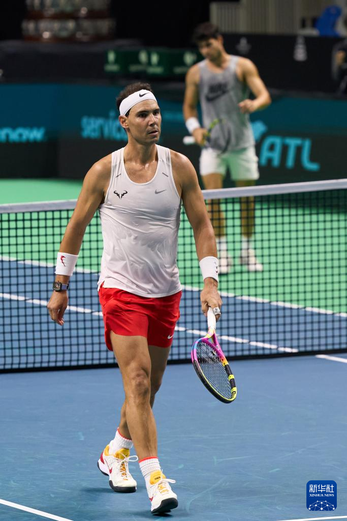 英国网球队绝地反击美国网球队,纳达尔完成帽子戏法的简单介绍 英国网球队绝地反击美国网球队,纳达尔完成帽子戏法的简单介绍