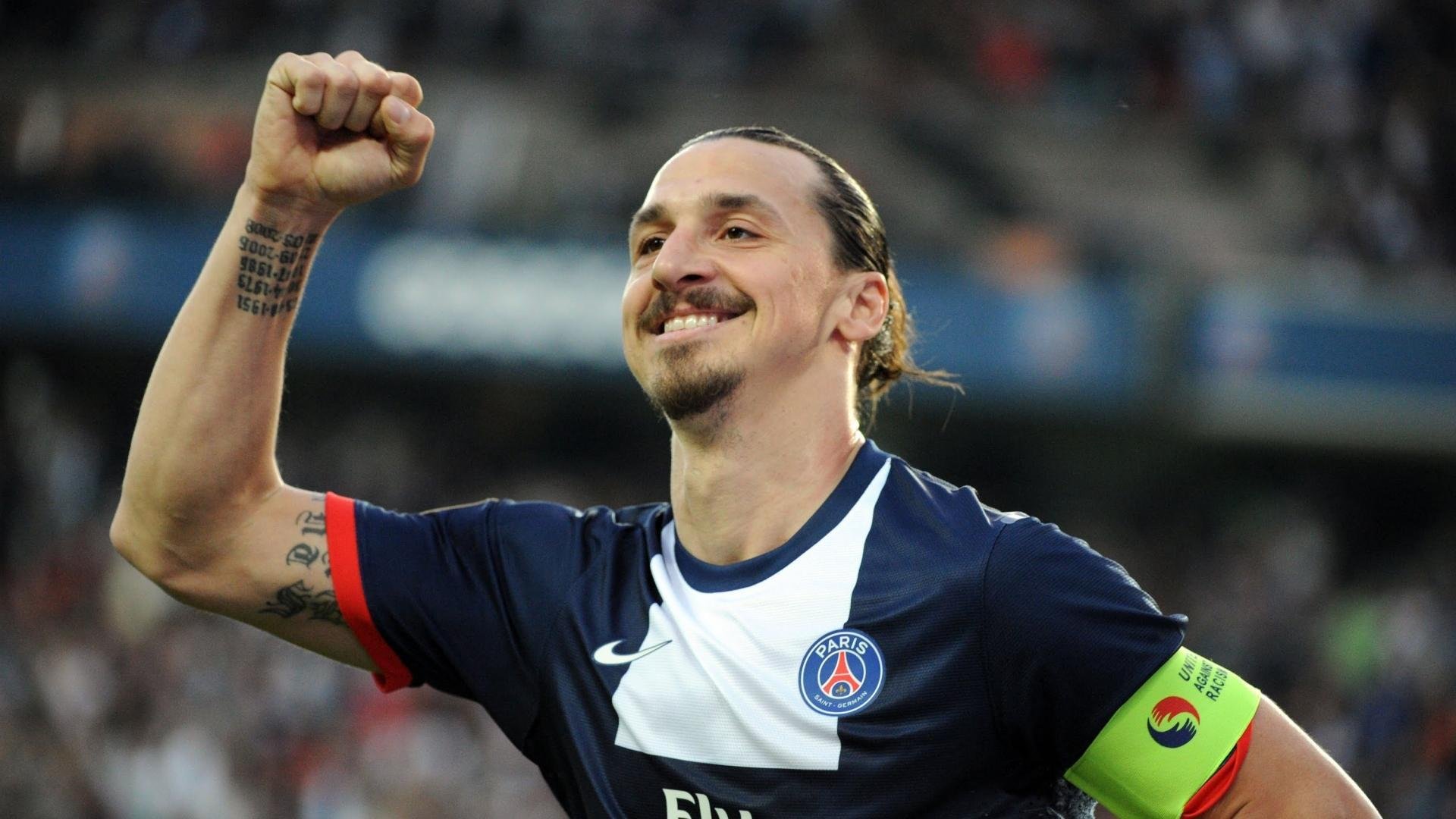 足球世界的多元叙事,从伊朗的坚韧到富安健洋的闪耀